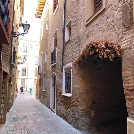 Puente De Piedra/Horno Lägenhet
